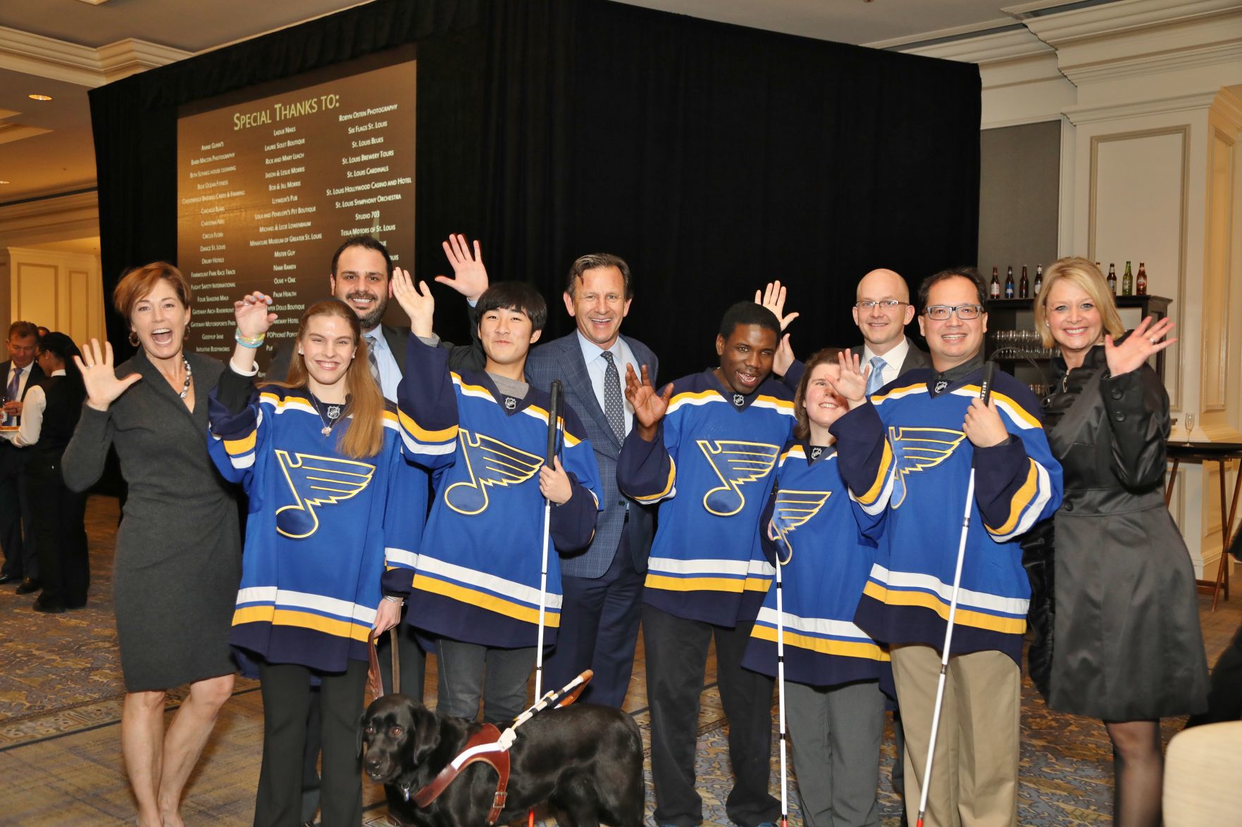 Emily Burch, Annie Donnell, Randy Girsch, Seyoon Choy, Visionary Award honoree Chris Zimmerman, President and CEO of Business Operations of the St. Louis Blues, Nick Silver, Cortney Glonka, Jeff Nann, Elton Thomas,
Jamie Nann
